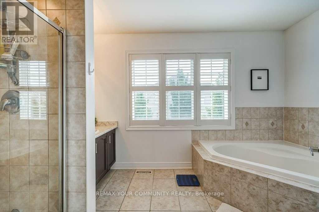 100 Westolivia Trail, Vaughan, Ontario  L4J 0C2 - Photo 16 - N13178676