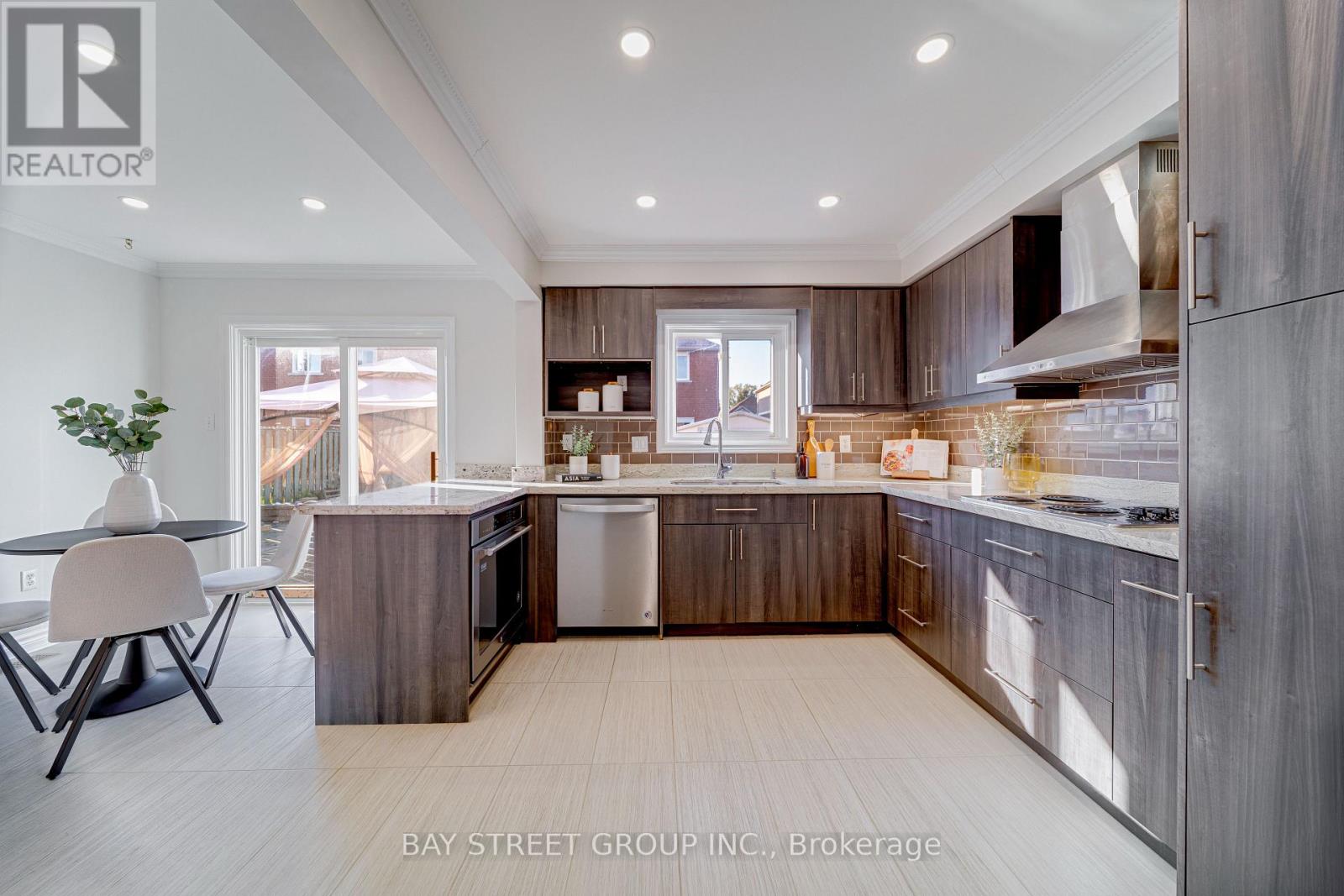 69 Bilbermar Drive, Richmond Hill, Ontario  L4S 1B9 - Photo 17 - N13179018