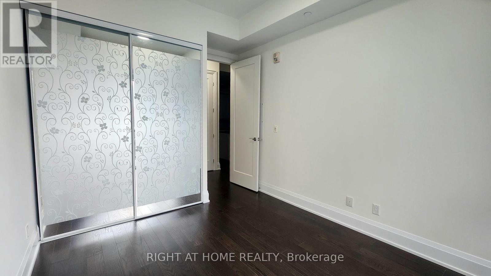 210 - 20 Fred Varley Drive, Markham, Ontario  L3R 1S4 - Photo 20 - N13179078