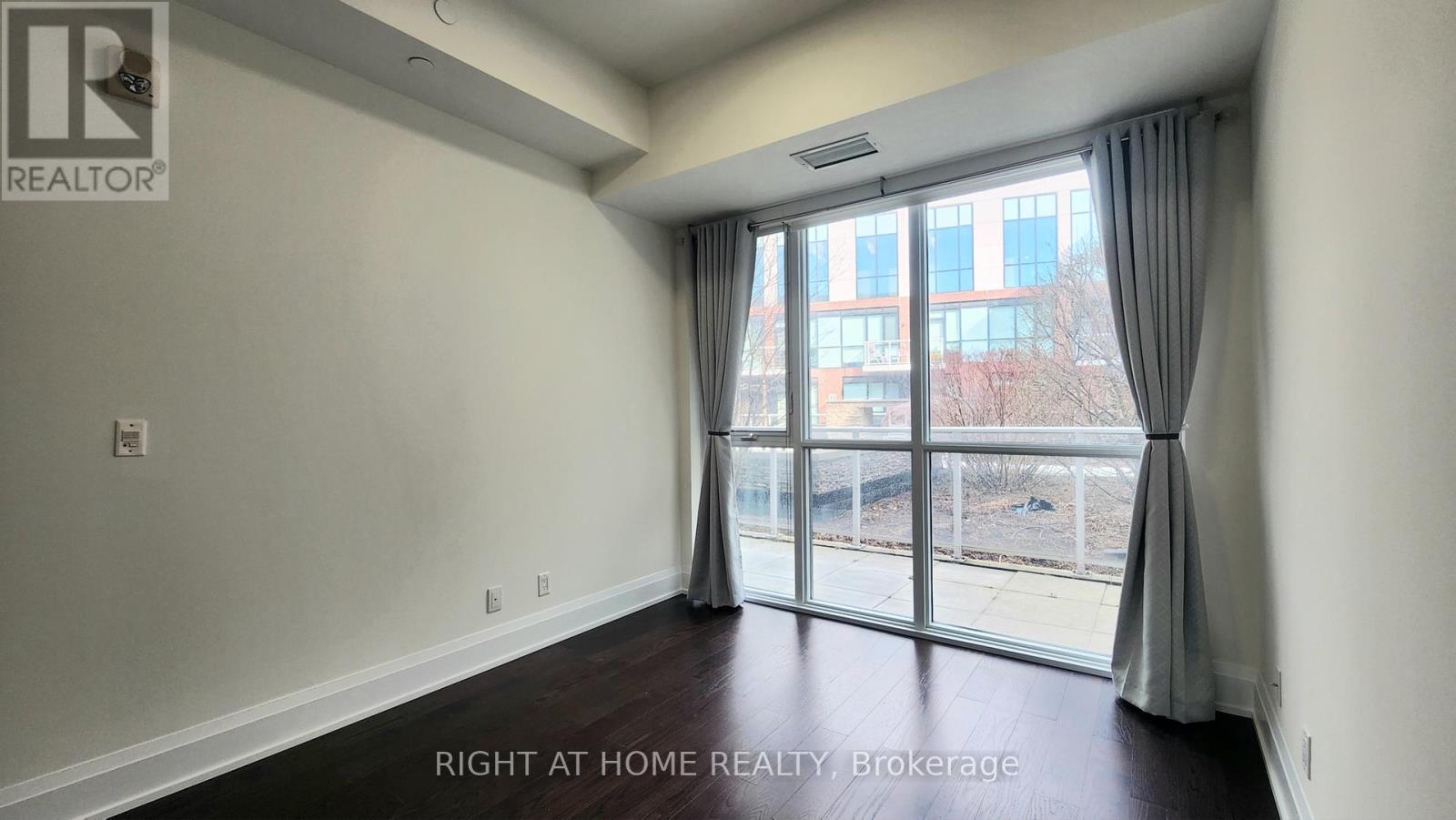 210 - 20 Fred Varley Drive, Markham, Ontario  L3R 1S4 - Photo 21 - N13179078