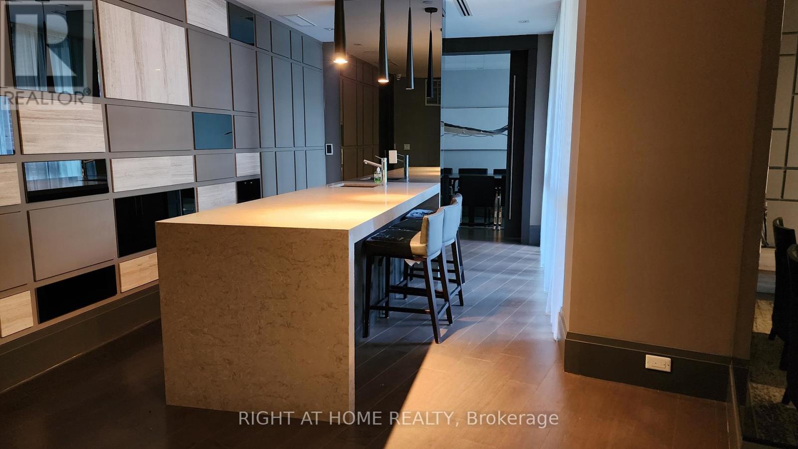 210 - 20 Fred Varley Drive, Markham, Ontario  L3R 1S4 - Photo 41 - N13179078