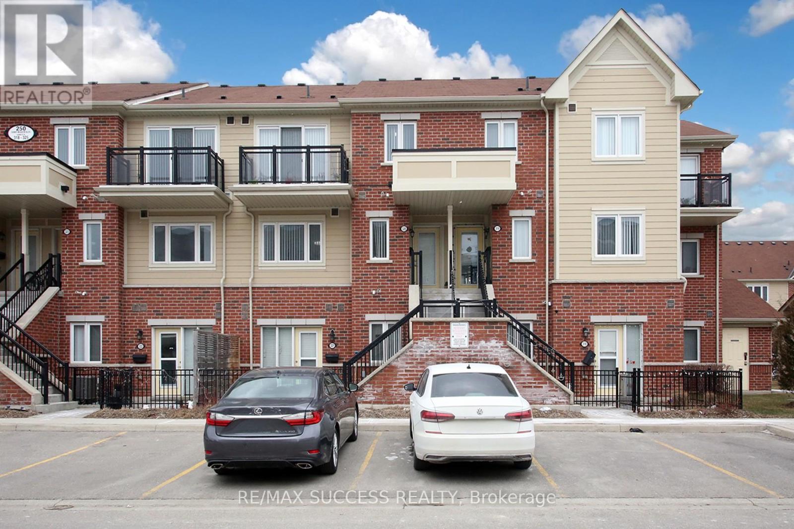 320 - 250 SUNNY MEADOW BOULEVARD, Brampton, Ontario