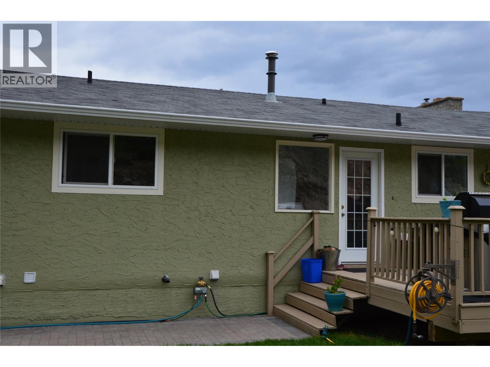 1975 Wentworth Place, Kamloops, British Columbia  V2E 2B3 - Photo 15 - 10388925