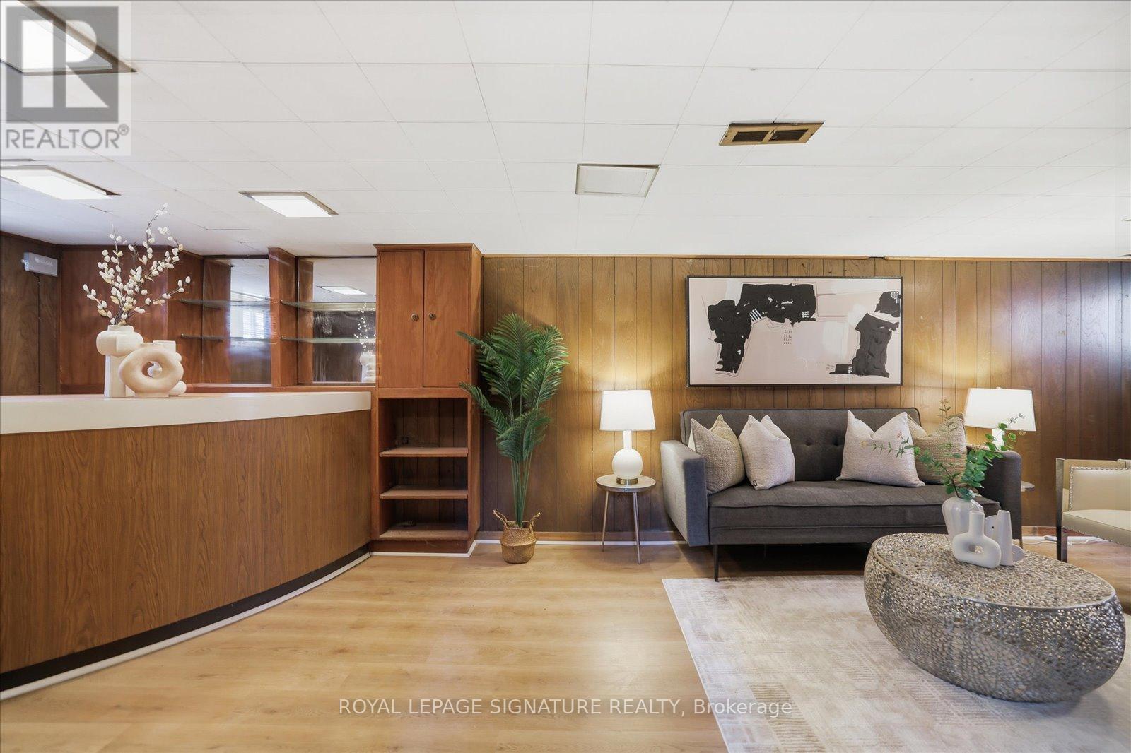 95 Glen Long Avenue, Toronto, Ontario  M6B 2M4 - Photo 24 - W13178734