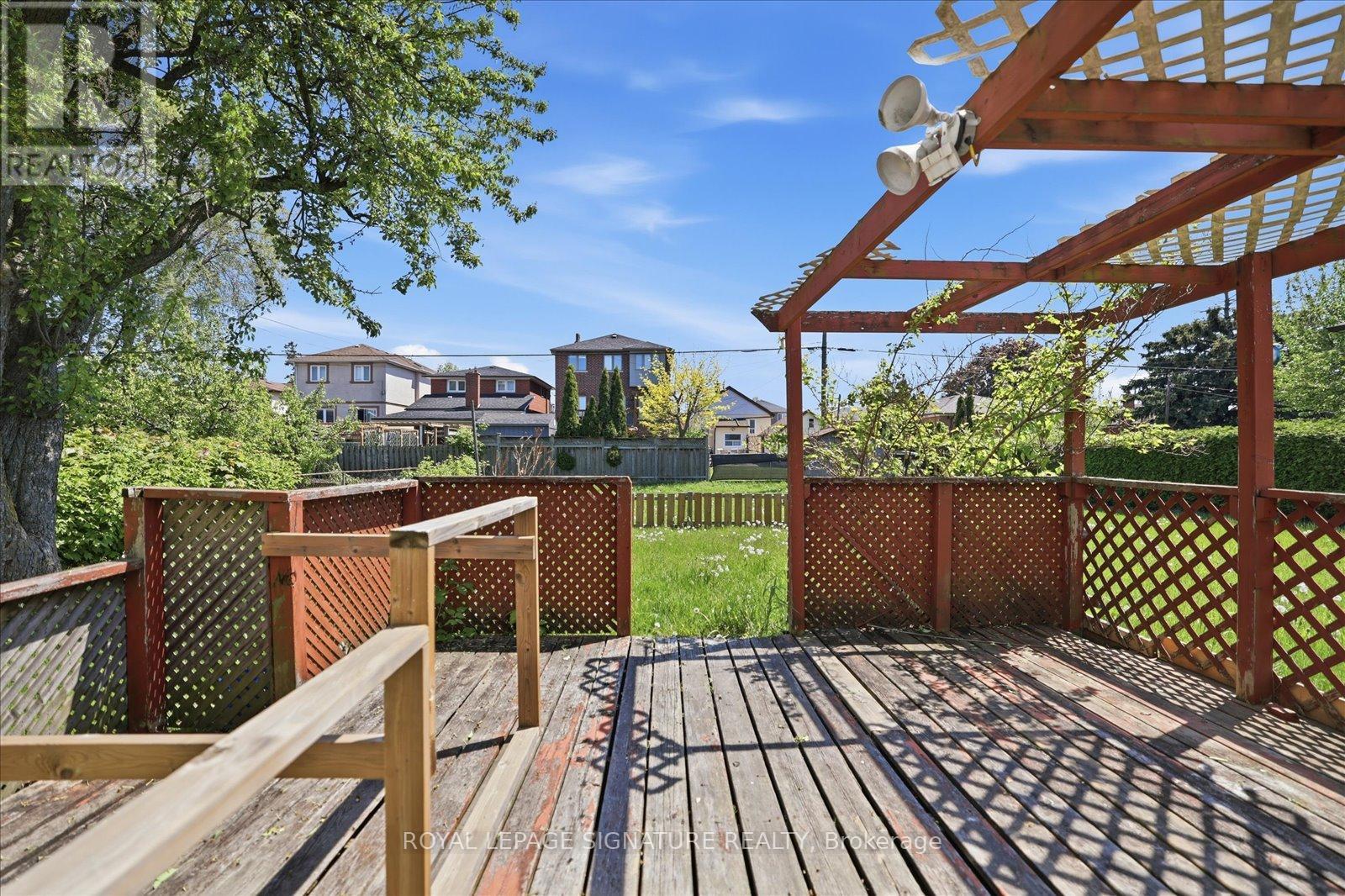 95 Glen Long Avenue, Toronto, Ontario  M6B 2M4 - Photo 28 - W13178734