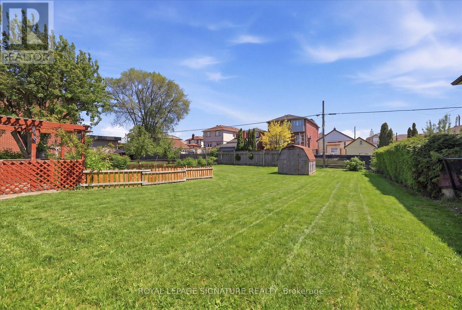95 Glen Long Avenue, Toronto, Ontario  M6B 2M4 - Photo 31 - W13178734