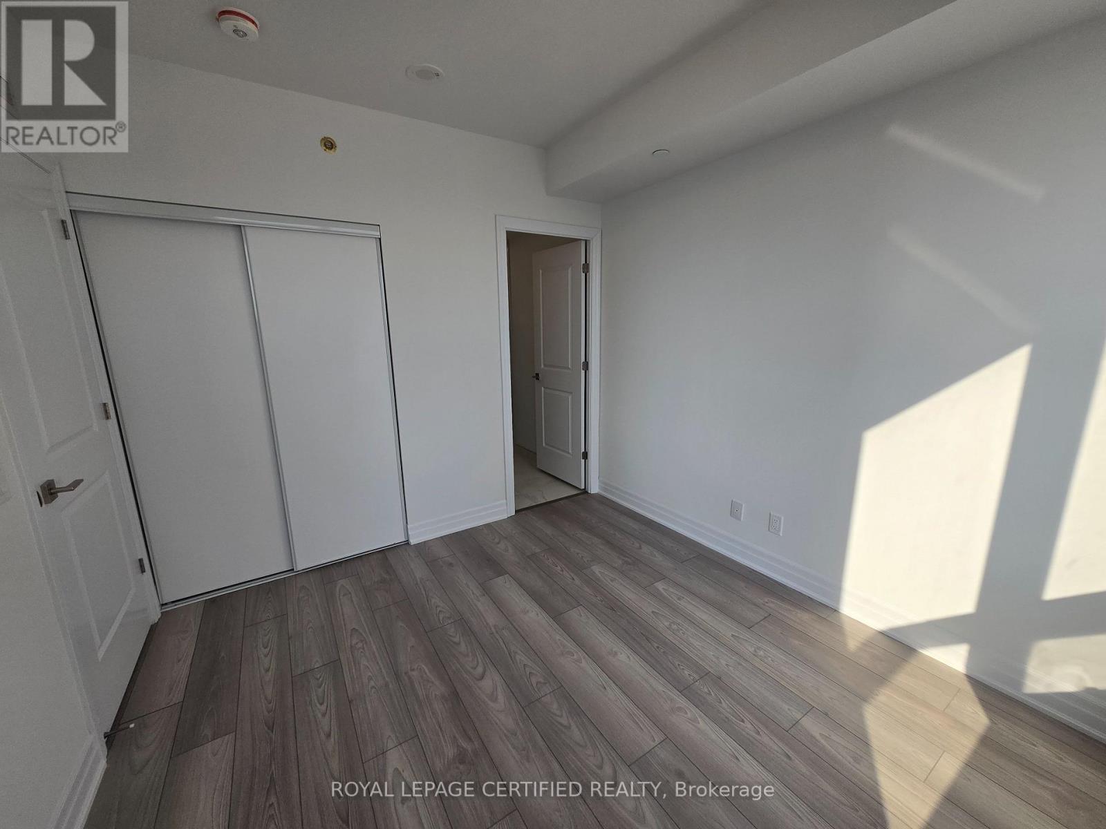 1407 - 30 Elm Drive W, Mississauga, Ontario  L5B 0N6 - Photo 11 - W13178768