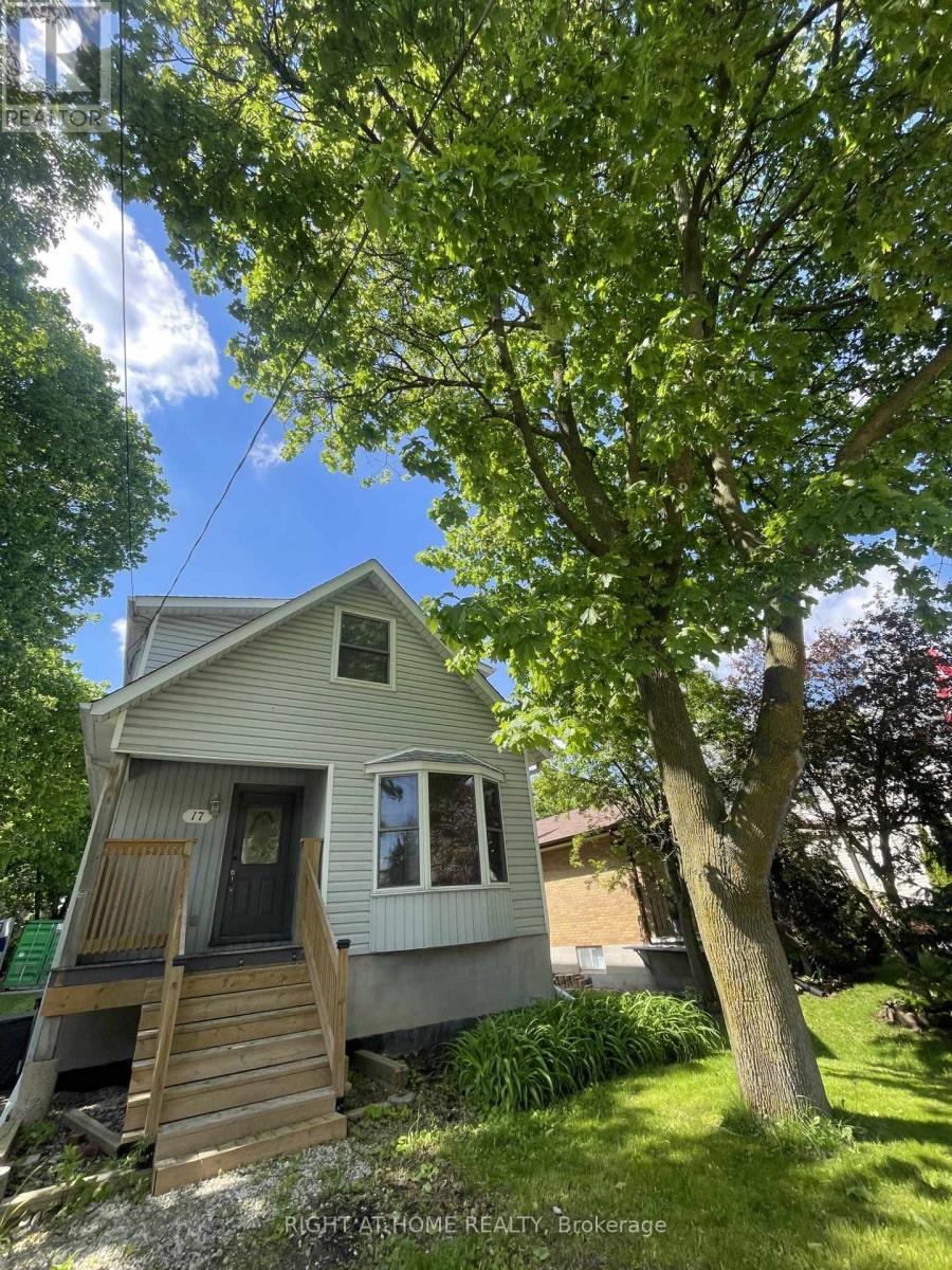 UPPER - 17 MILL STREET, Milton, Ontario