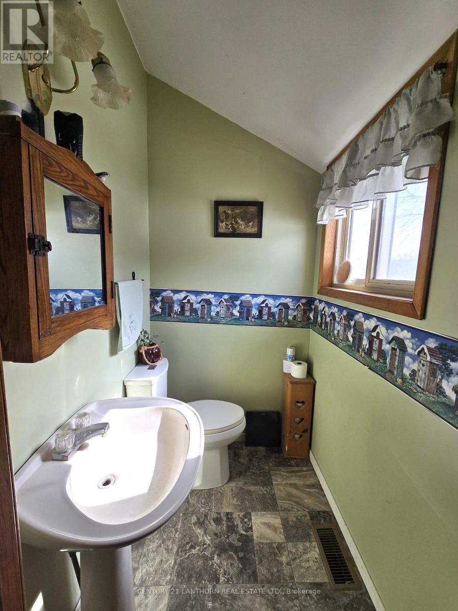 2147 Marlbank Road, Tweed, Ontario  K0K 3J0 - Photo 9 - X12873758
