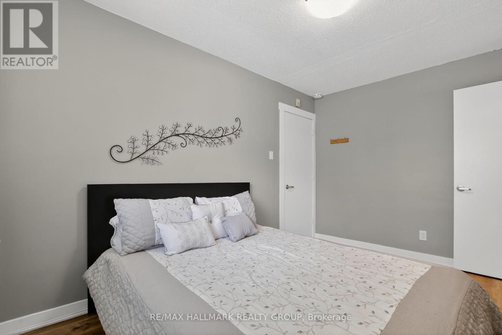 2 Birdstone Avenue, Ottawa, Ontario  K2S 0S2 - Photo 17 - X13178088