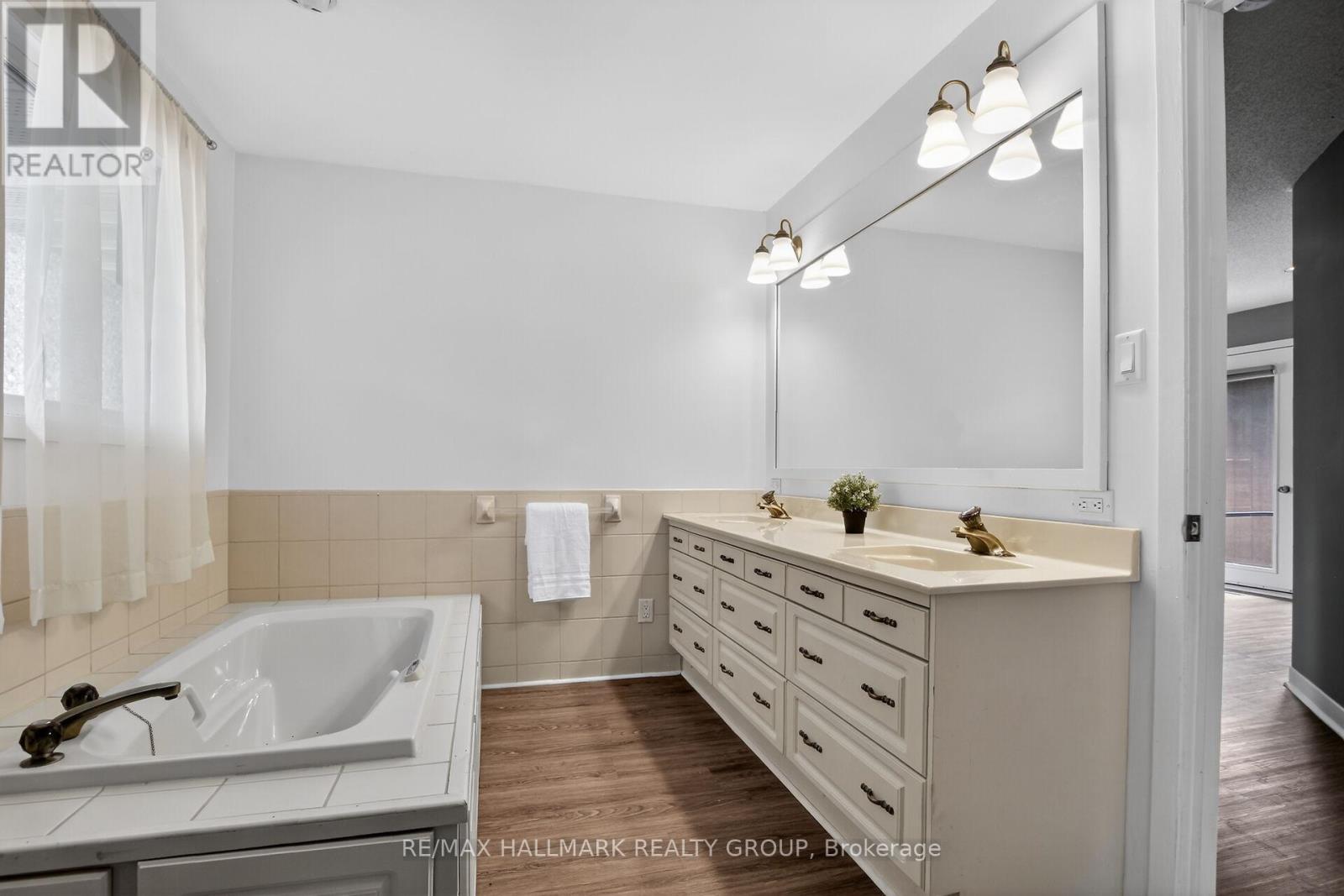 2 Birdstone Avenue, Ottawa, Ontario  K2S 0S2 - Photo 27 - X13178088