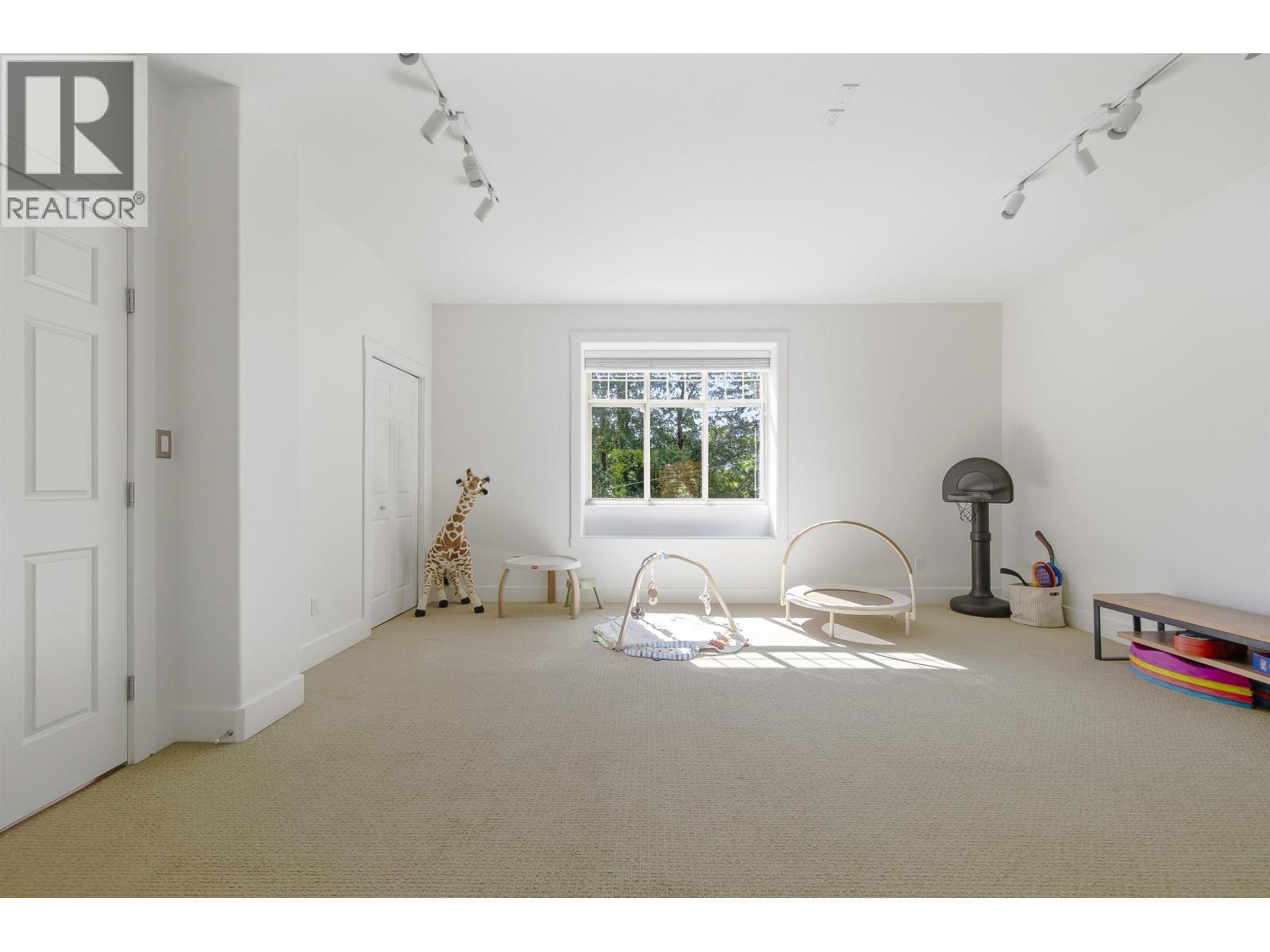 5780 Cranley Drive, West Vancouver, British Columbia  V7W 1S8 - Photo 25 - R3128455