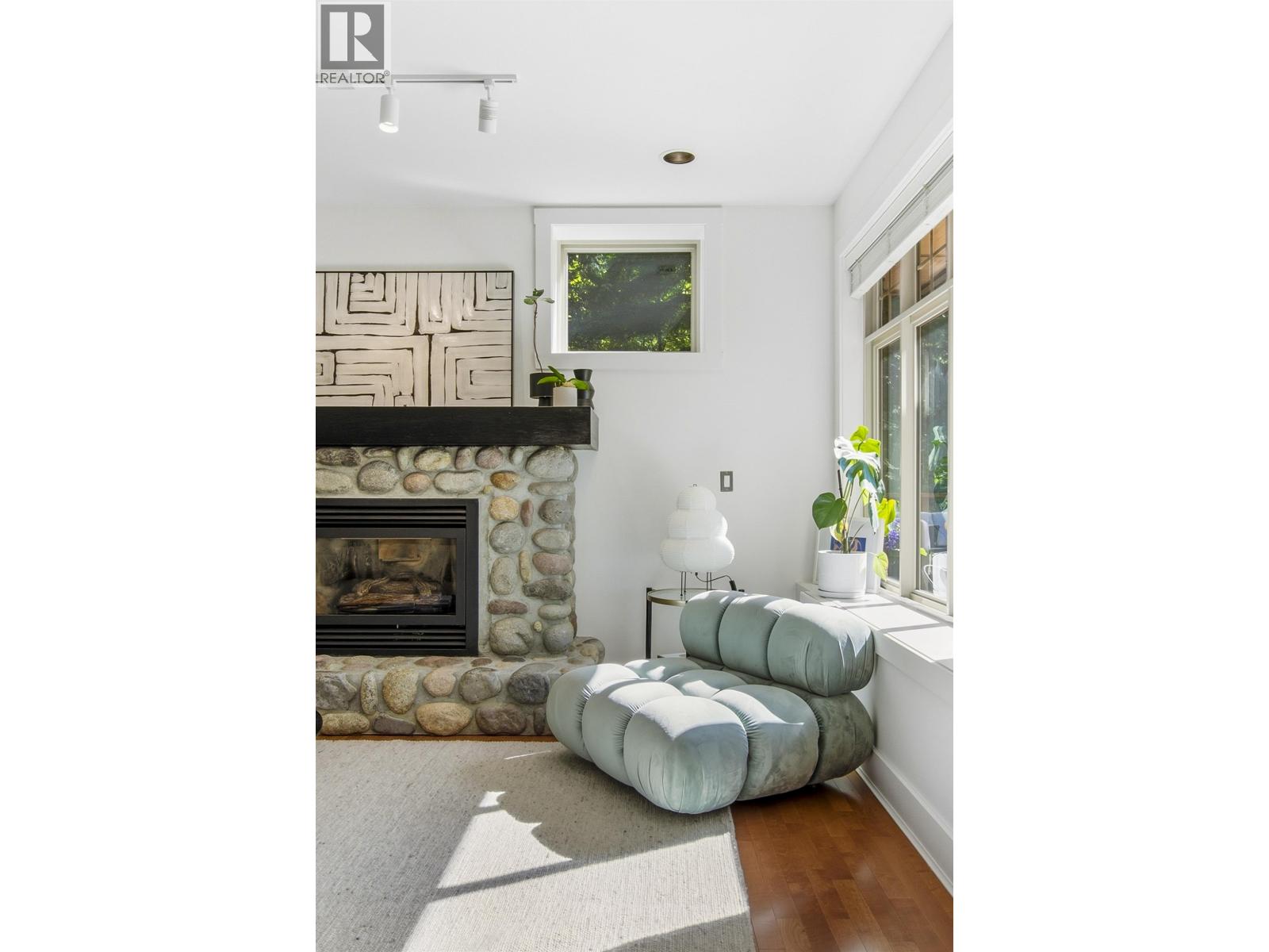 5780 Cranley Drive, West Vancouver, British Columbia  V7W 1S8 - Photo 6 - R3128455