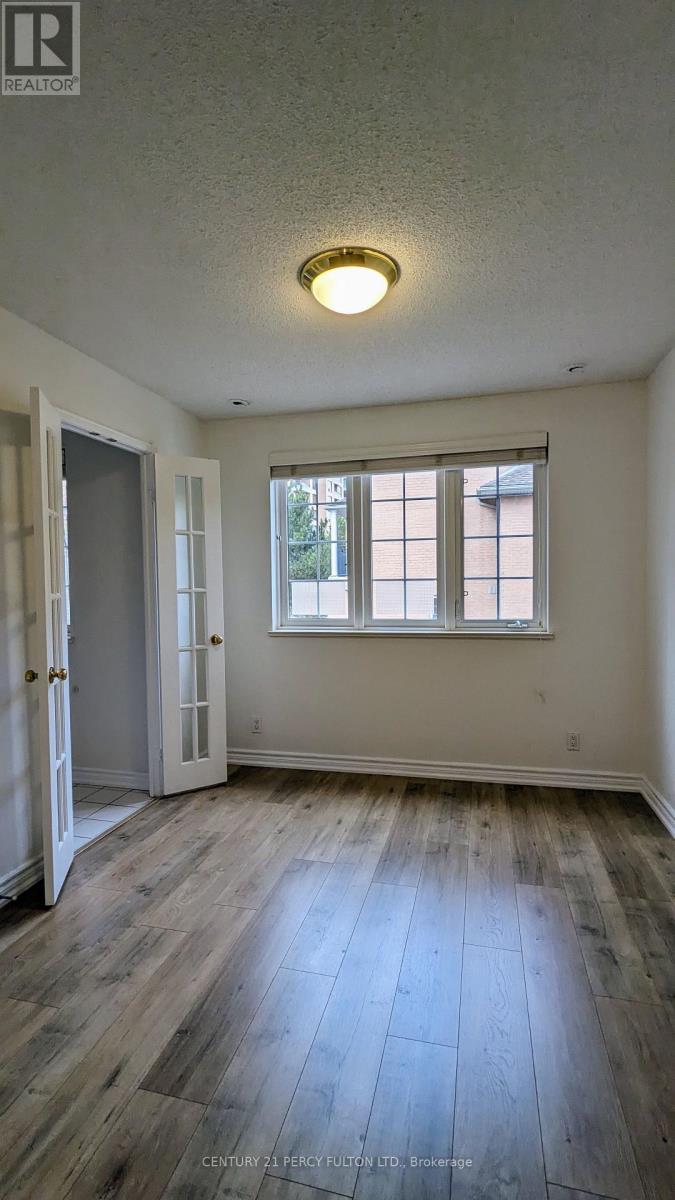 1107 - 28 Sommerset Way, Toronto, Ontario  M2N 6W7 - Photo 11 - C13179346
