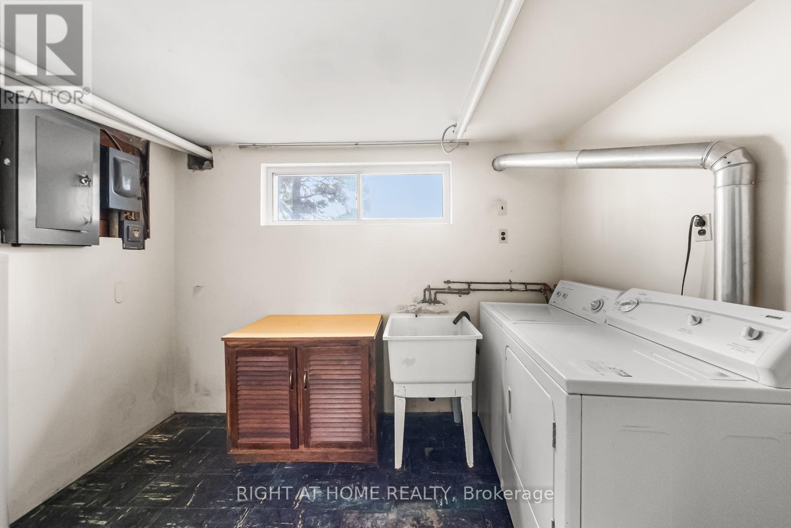 35 Caswell Drive, Toronto, Ontario  M2M 3M2 - Photo 17 - C13179376