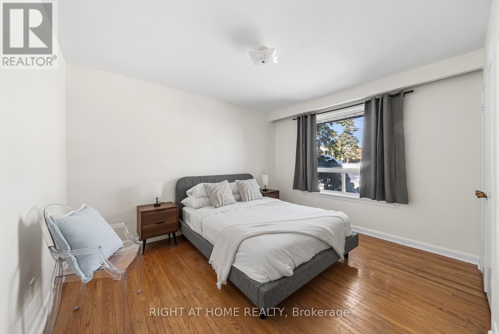 35 Caswell Drive, Toronto, Ontario  M2M 3M2 - Photo 9 - C13179376