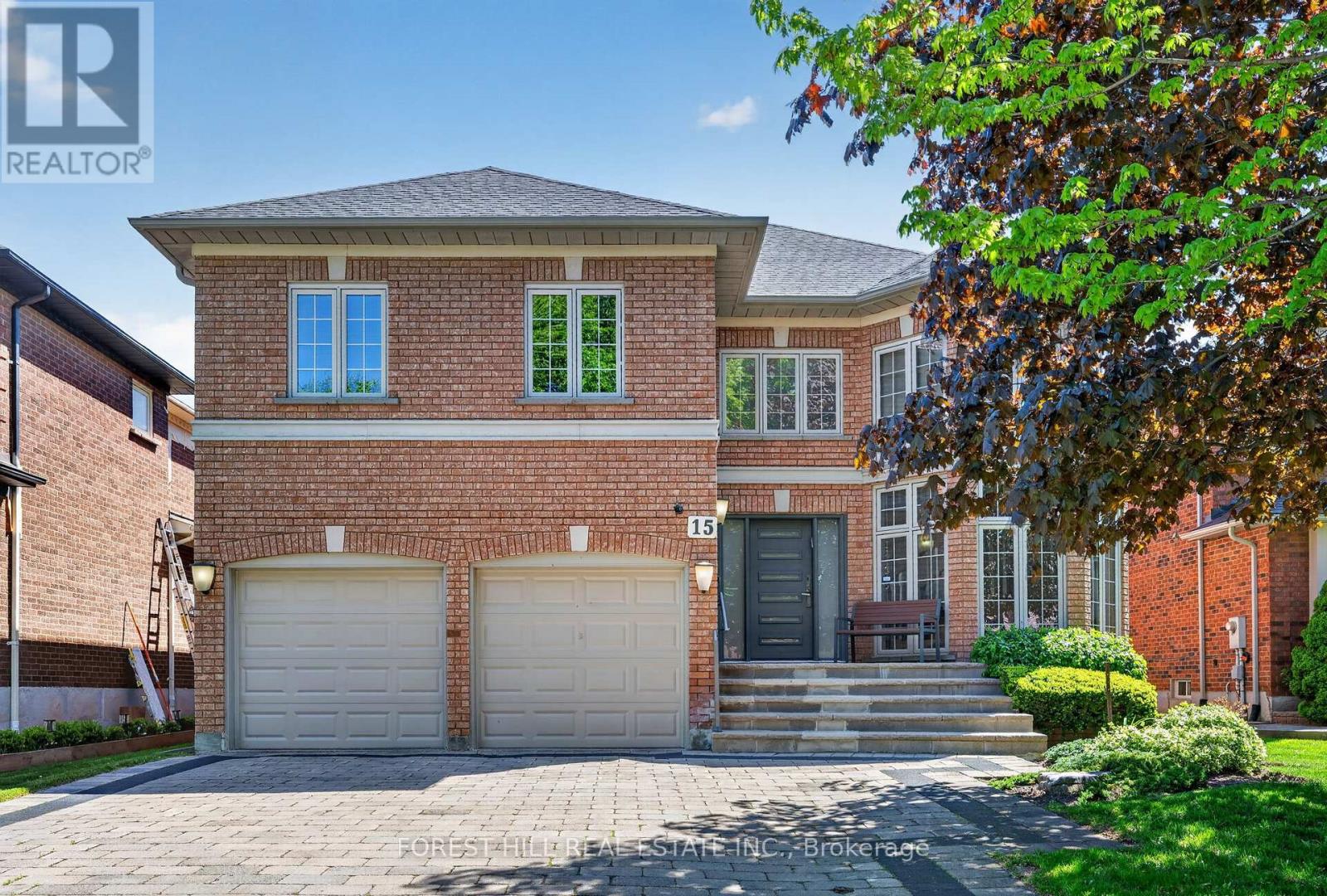15 PALMERSTON DRIVE, Vaughan, Ontario