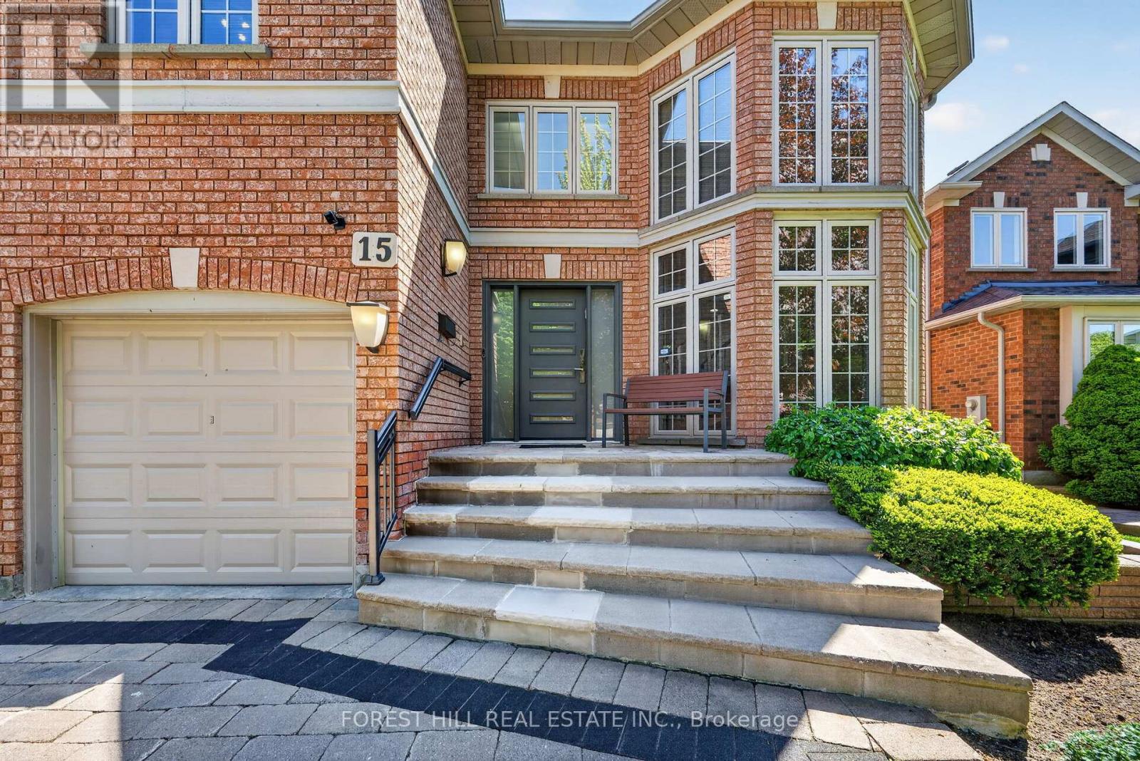 15 Palmerston Drive, Vaughan, Ontario  L4J 7V8 - Photo 2 - N13179368