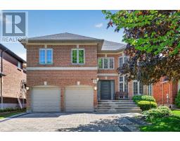 15 PALMERSTON DRIVE, Vaughan, Ontario