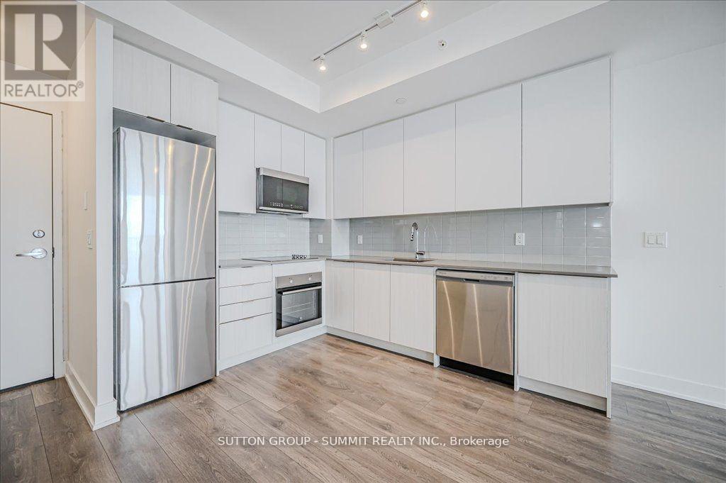 802 - 297 Oak Walk Drive, Oakville, Ontario L6H 3R6 - Photo 11 - W13179234