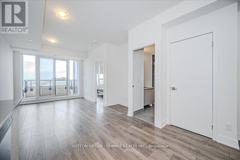 802 - 297 Oak Walk Drive, Oakville, Ontario L6H 3R6 - Photo 12 - W13179234