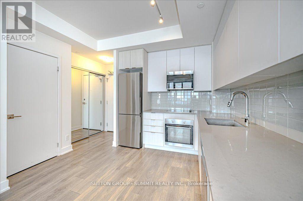 802 - 297 Oak Walk Drive, Oakville, Ontario L6H 3R6 - Photo 16 - W13179234