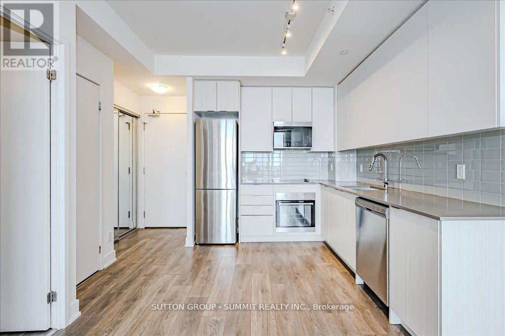 802 - 297 Oak Walk Drive, Oakville, Ontario L6H 3R6 - Photo 17 - W13179234