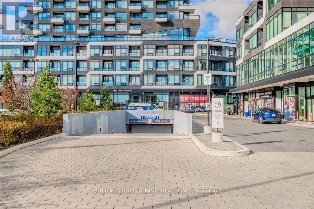 802 - 297 Oak Walk Drive, Oakville, Ontario L6H 3R6 - Photo 3 - W13179234