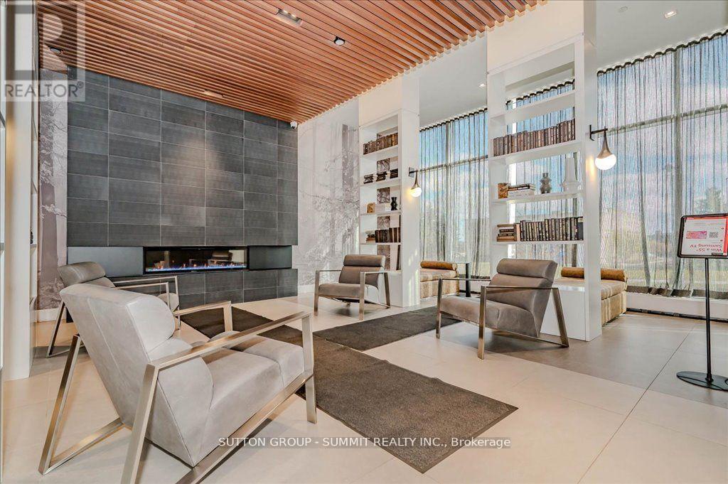 802 - 297 Oak Walk Drive, Oakville, Ontario L6H 3R6 - Photo 7 - W13179234