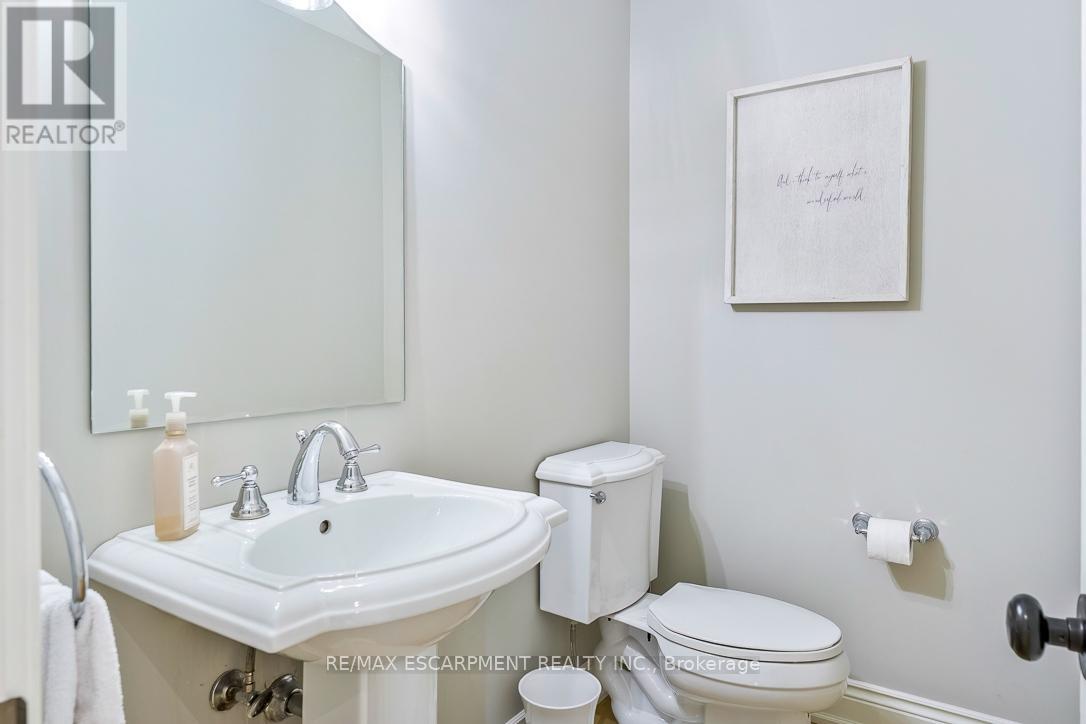 511 Chamberlain Lane, Oakville, Ontario  L6J 6A2 - Photo 19 - W13179328
