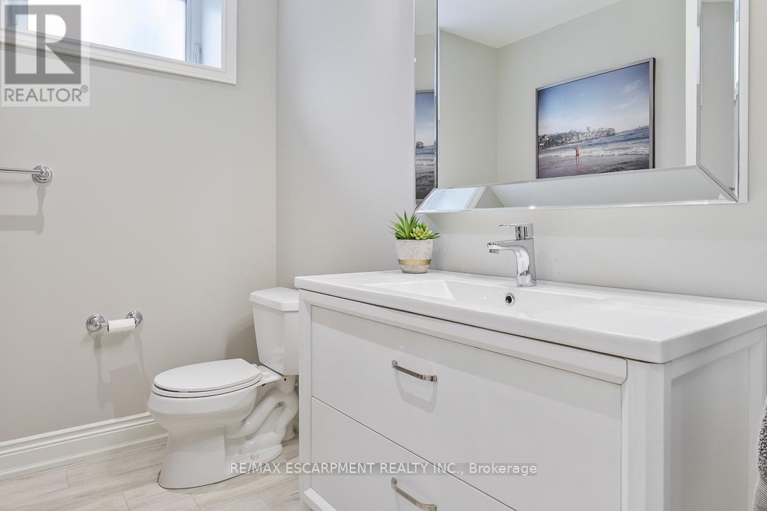 511 Chamberlain Lane, Oakville, Ontario  L6J 6A2 - Photo 41 - W13179328