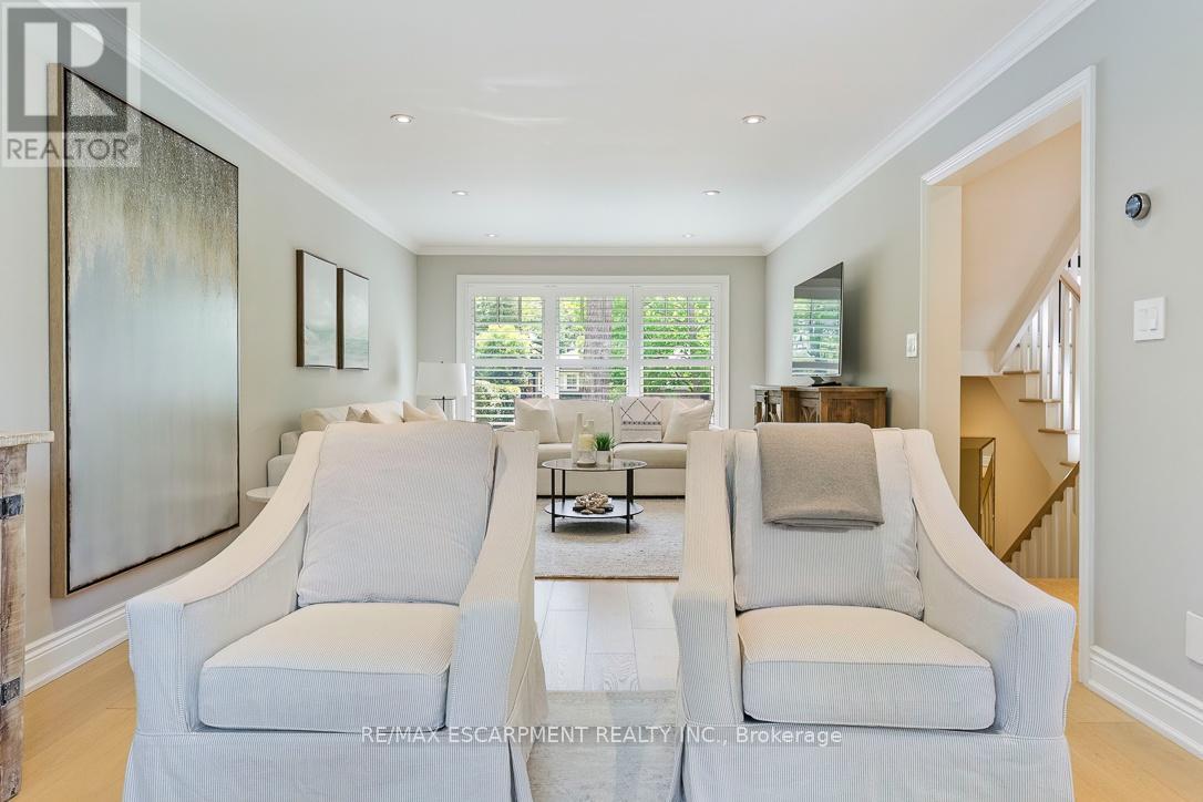 511 Chamberlain Lane, Oakville, Ontario  L6J 6A2 - Photo 9 - W13179328