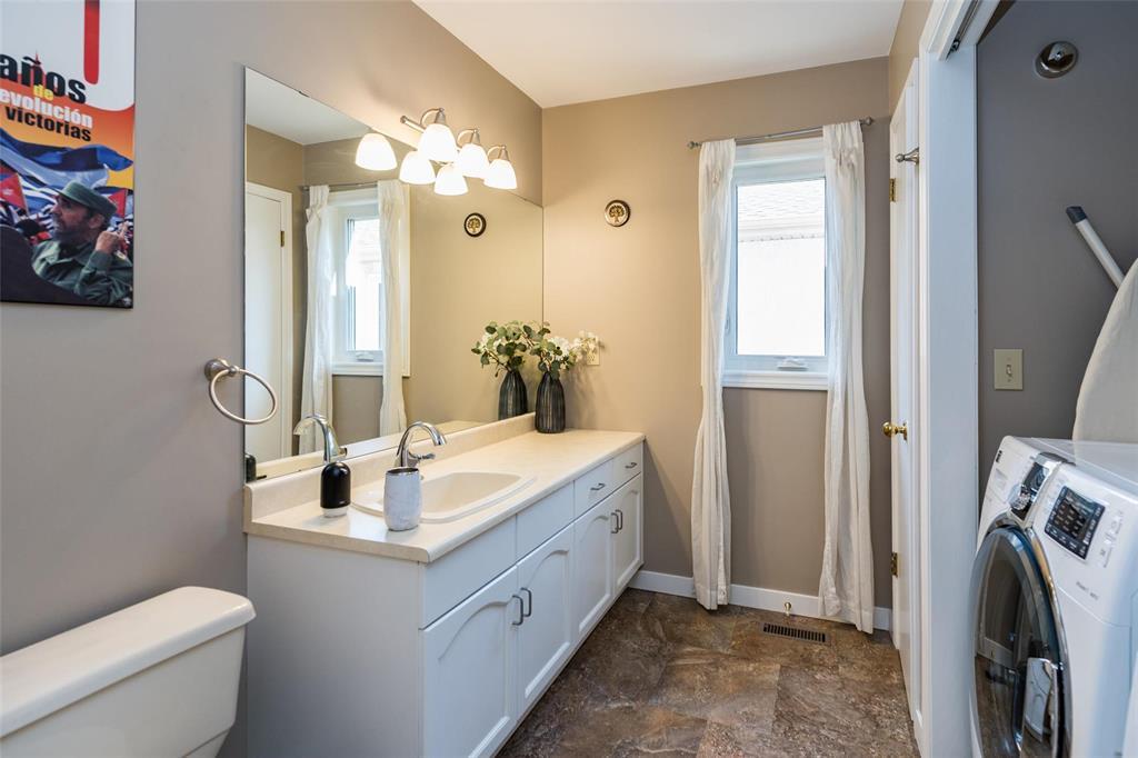 50 Matlock Crescent, Winnipeg, Manitoba  R3R 3H7 - Photo 19 - 202611832
