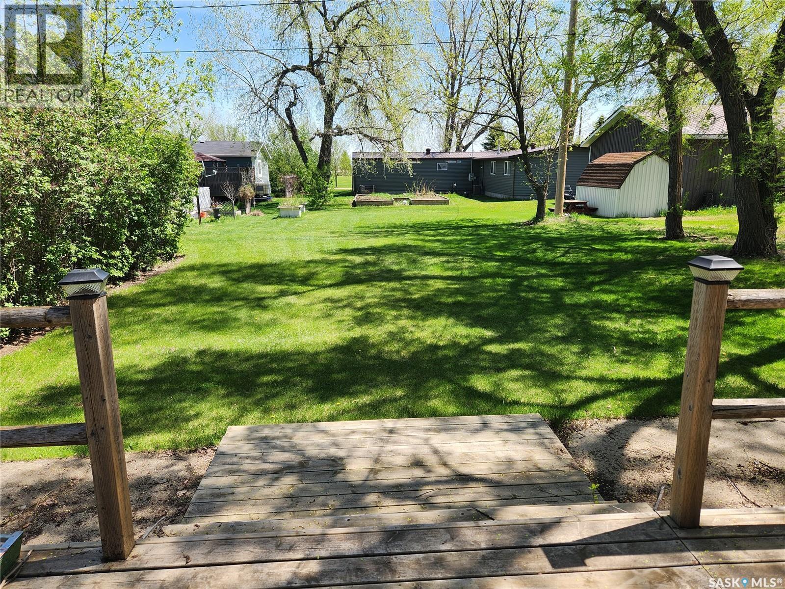 203 Belfast Street, North Portal, Saskatchewan  S0C 1W0 - Photo 32 - SK037162