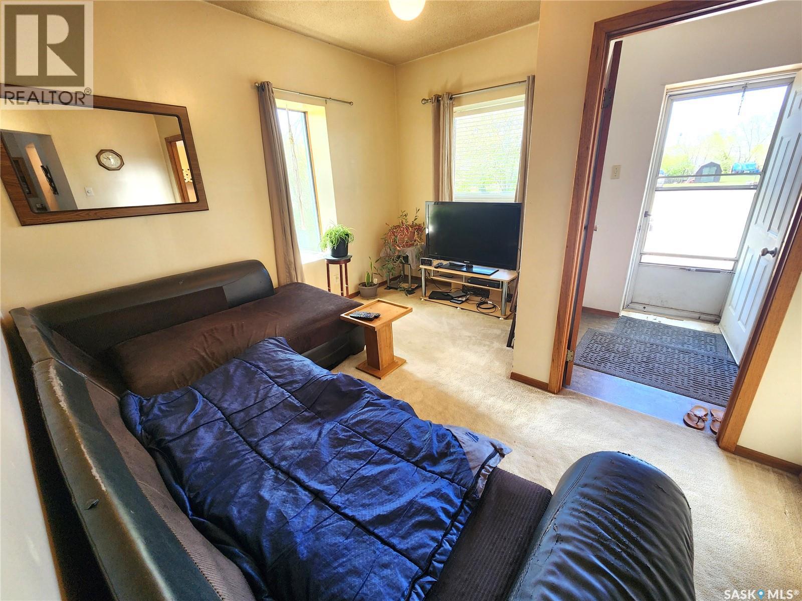203 Belfast Street, North Portal, Saskatchewan  S0C 1W0 - Photo 6 - SK037162