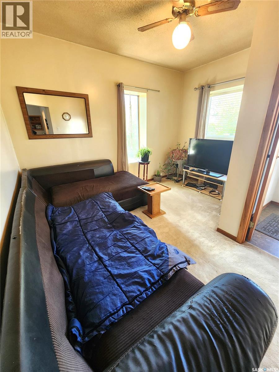 203 Belfast Street, North Portal, Saskatchewan  S0C 1W0 - Photo 7 - SK037162