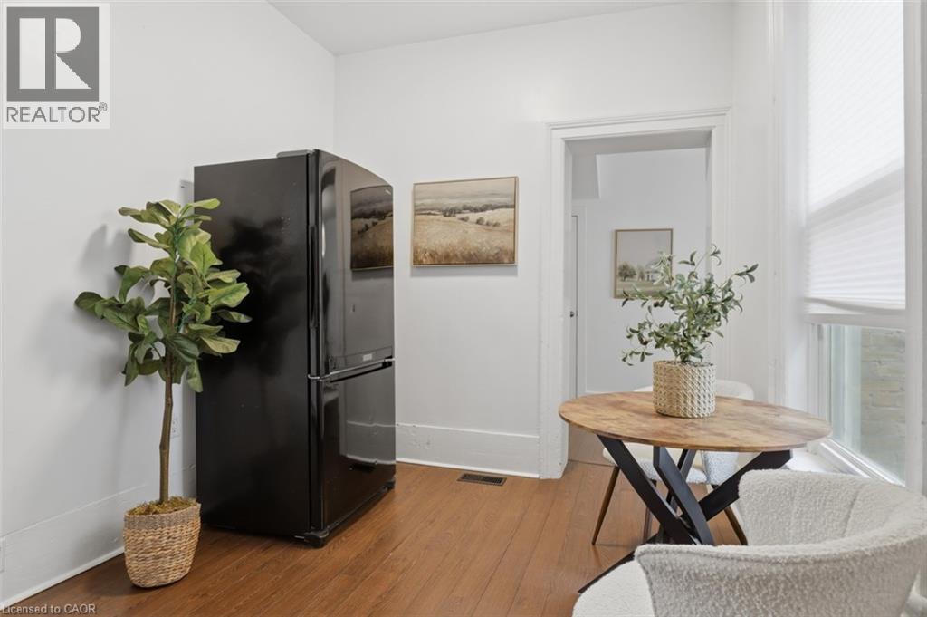 53 S Eby Street S, Kitchener, Ontario  N2G 3K9 - Photo 35 - 40833776