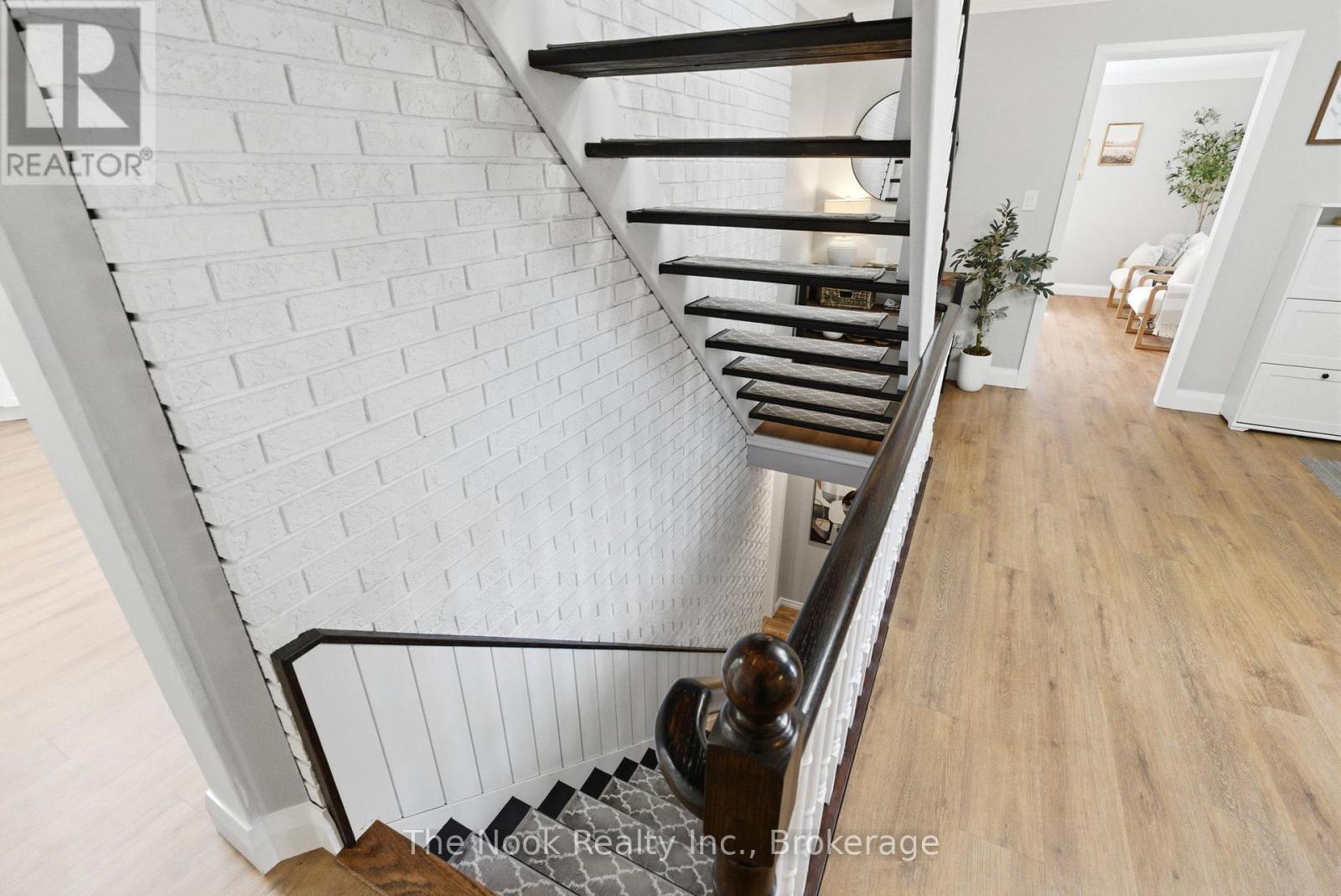 15 Hillside Drive, Clarington, Ontario  L0B 1J0 - Photo 26 - E13179952