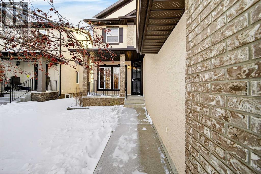14 Springborough Crescent SW, Calgary, Alberta  T3H 5M5 - Photo 4 - A2296186