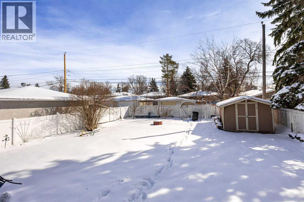 928 18a Street Ne, Calgary, Alberta  T2E 4W4 - Photo 33 - A2299443