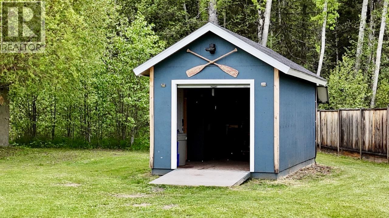 8077 S Canim Lake Road, 100 Mile House, British Columbia  V0K 1L0 - Photo 26 - R3128469