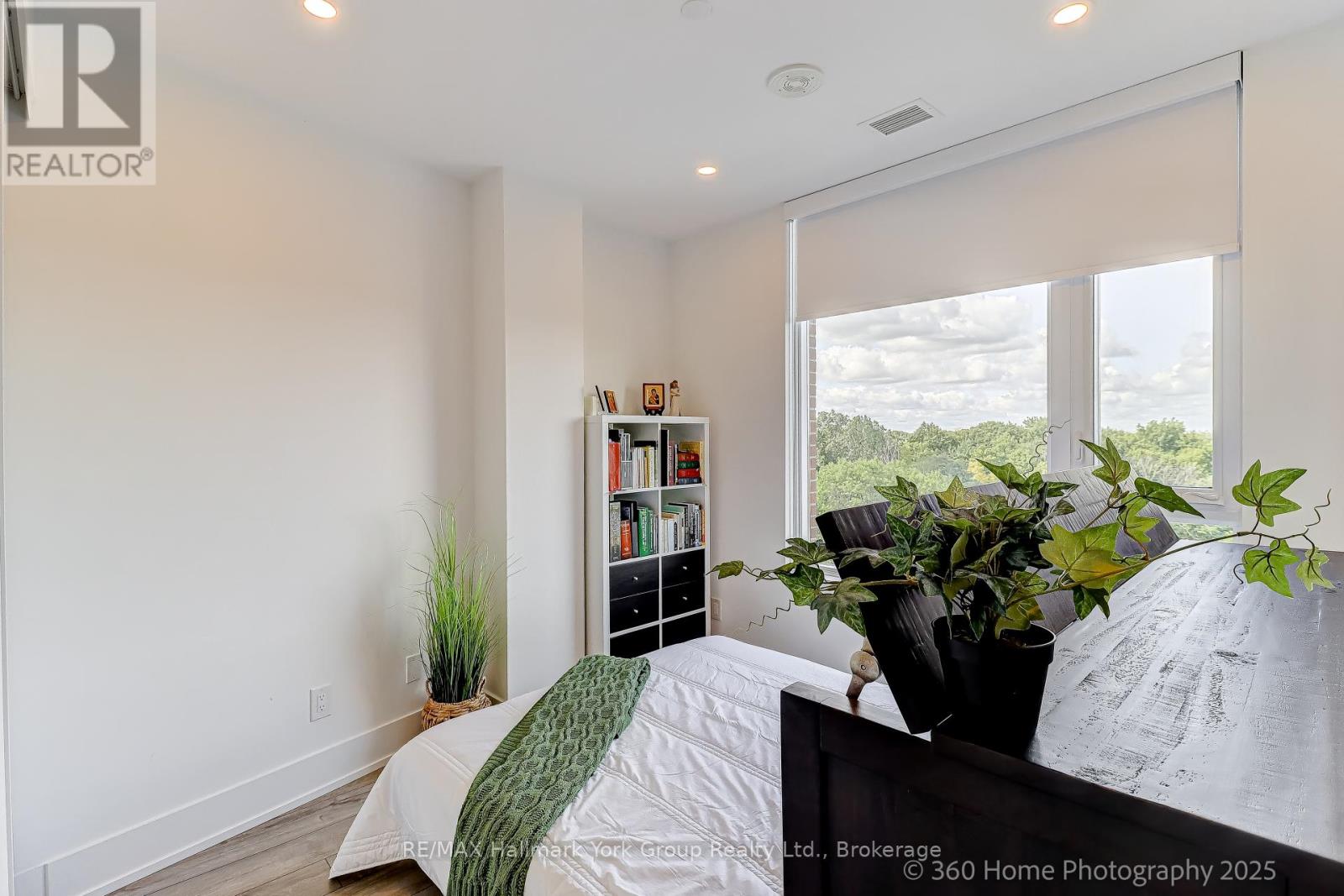 534 - 3100 Keele Street, Toronto (Downsview-Roding-Cfb), Ontario  M3M 2H4 - Photo 14 - W13179526