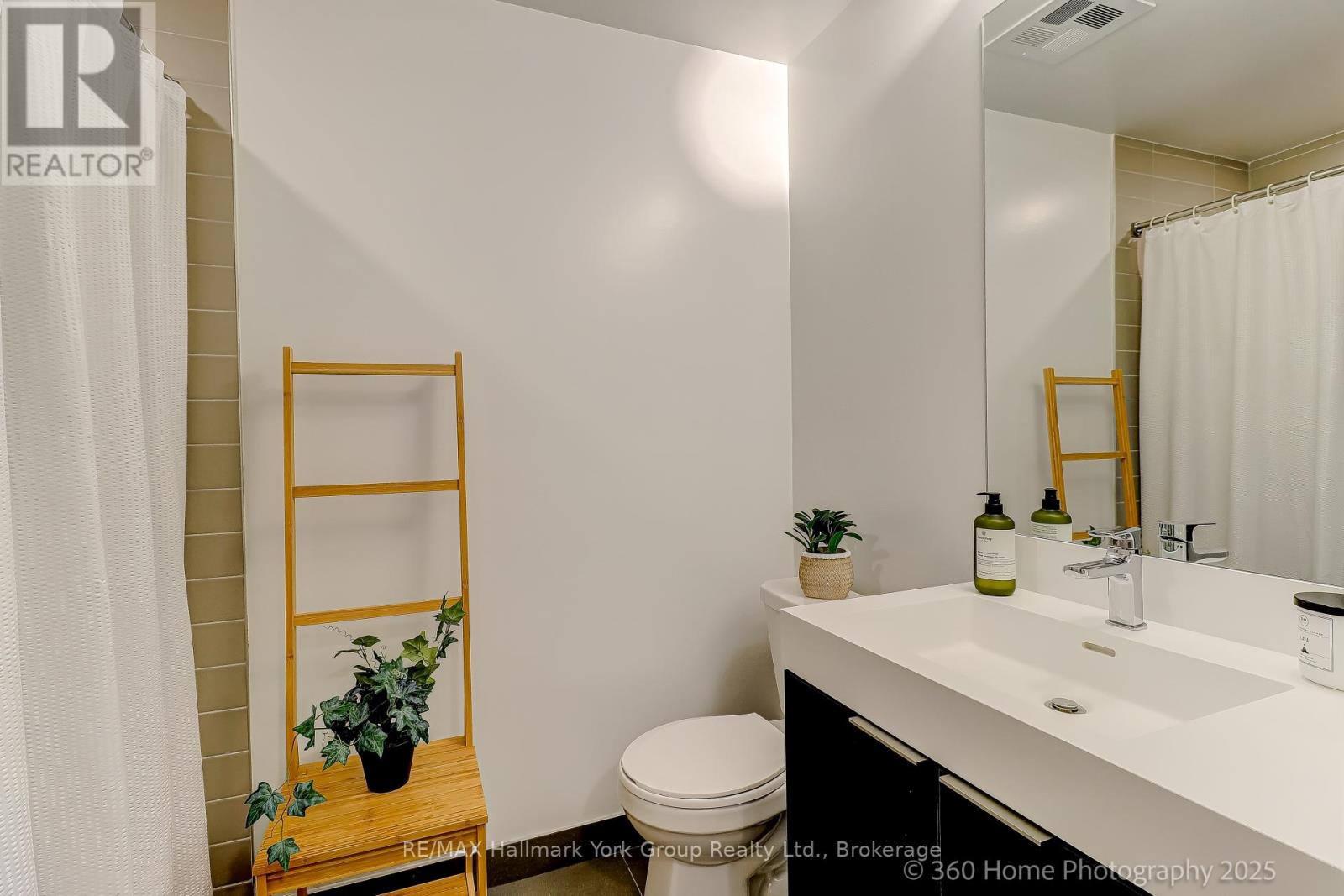 534 - 3100 Keele Street, Toronto (Downsview-Roding-Cfb), Ontario  M3M 2H4 - Photo 19 - W13179526