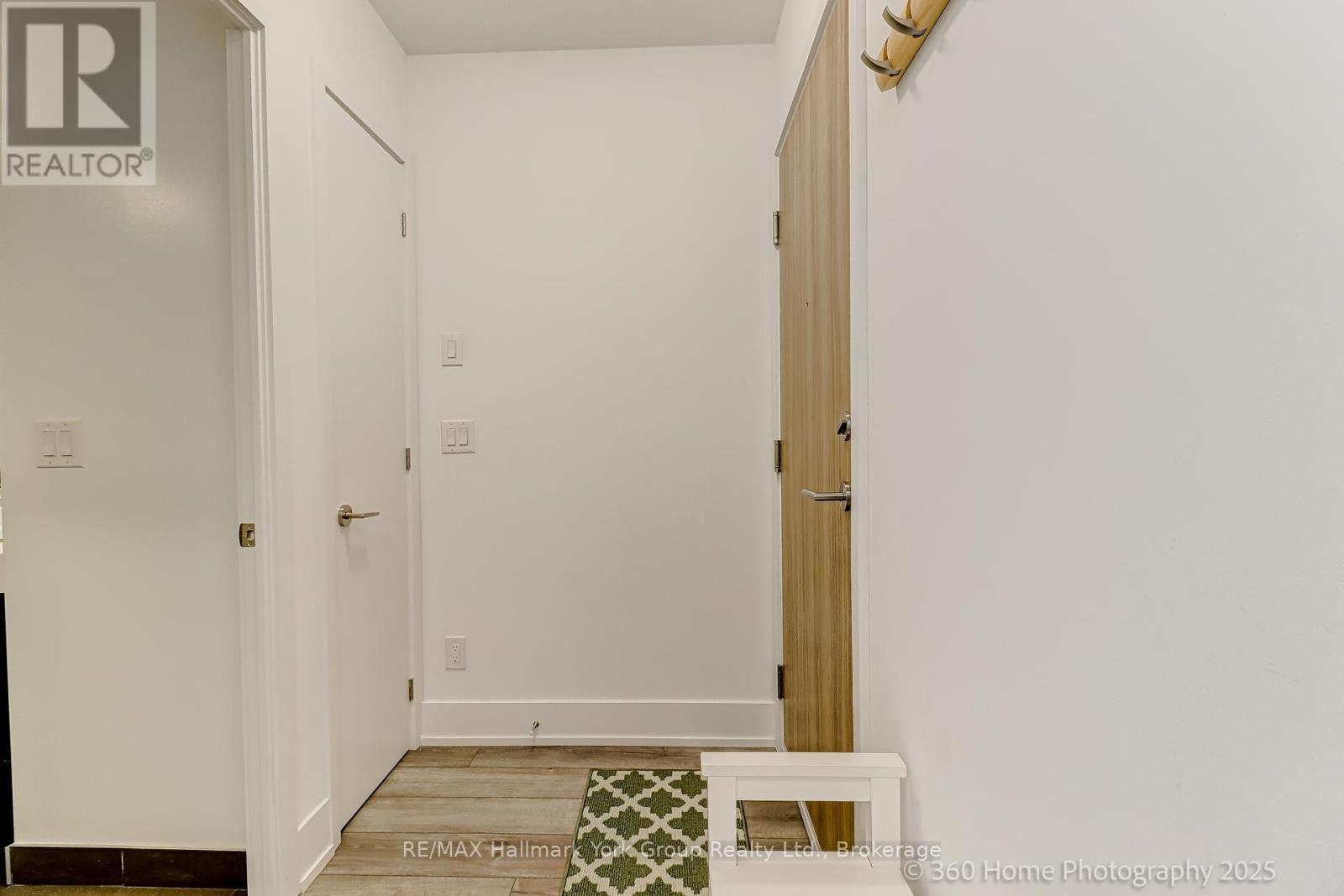 534 - 3100 Keele Street, Toronto (Downsview-Roding-Cfb), Ontario  M3M 2H4 - Photo 4 - W13179526
