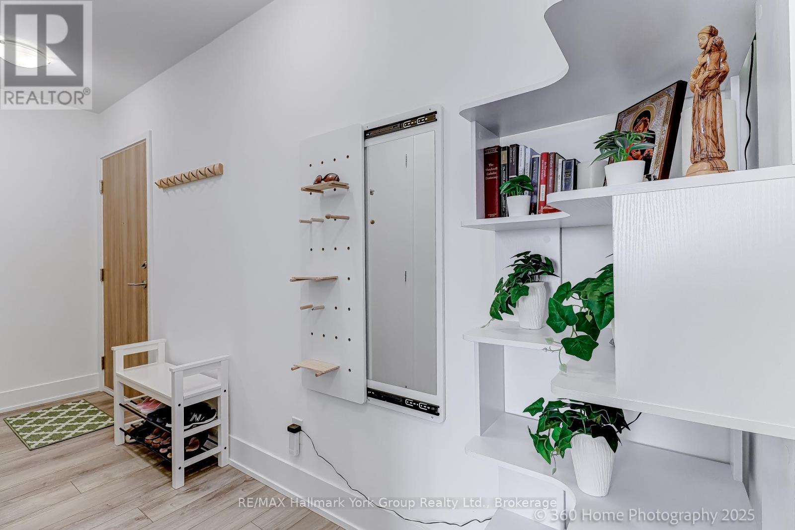 534 - 3100 Keele Street, Toronto (Downsview-Roding-Cfb), Ontario  M3M 2H4 - Photo 5 - W13179526