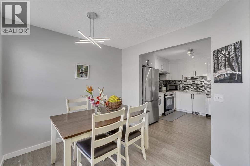 257 Saddlebrook Point NE, Calgary, Alberta  T3J 0G4 - Photo 5 - A2309132