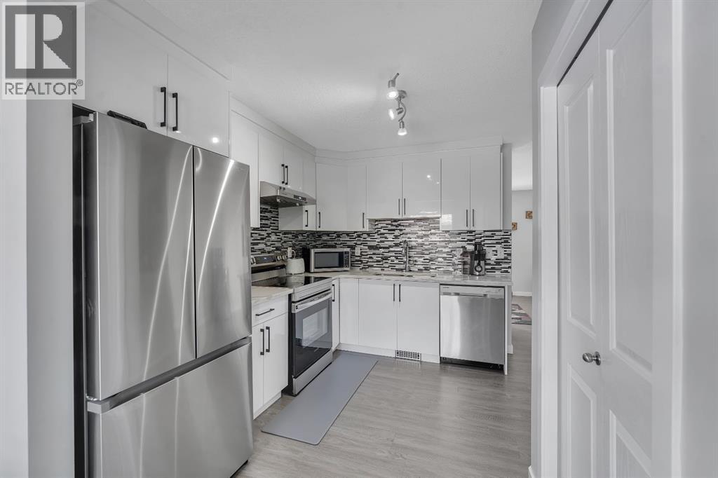 257 Saddlebrook Point NE, Calgary, Alberta  T3J 0G4 - Photo 6 - A2309132