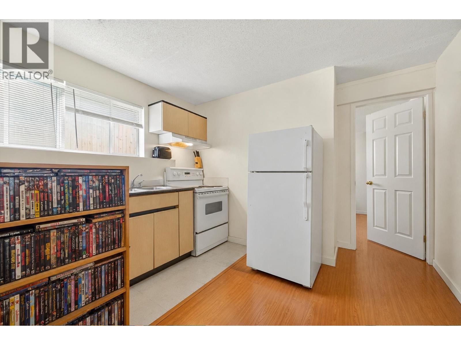 4460 Atlee Avenue, Burnaby, British Columbia  V5G 3R6 - Photo 29 - R3128273