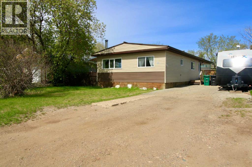 10306 101 Avenue, high level, Alberta