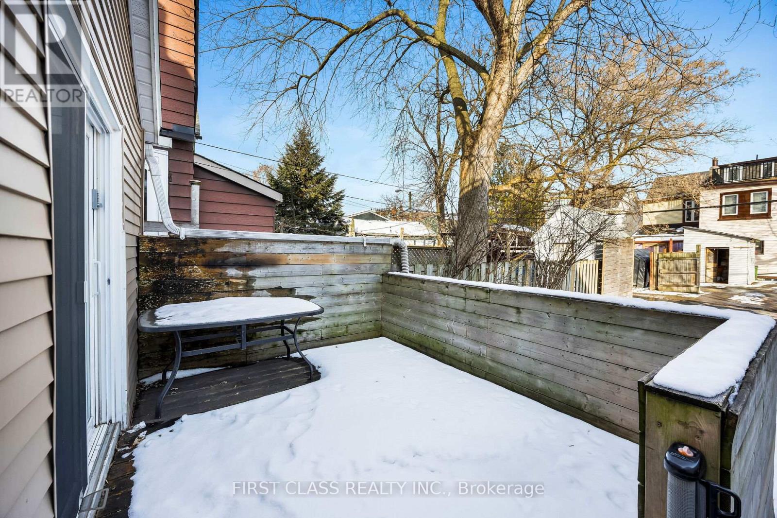 121 Galt Avenue, Toronto, Ontario  M4M 2Z4 - Photo 18 - E13179728
